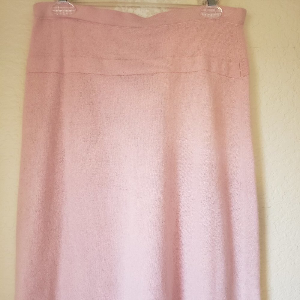 Boutique Pink Wool  Sweater Skirt With Adorable Waist Bows - Picture 5 of 7